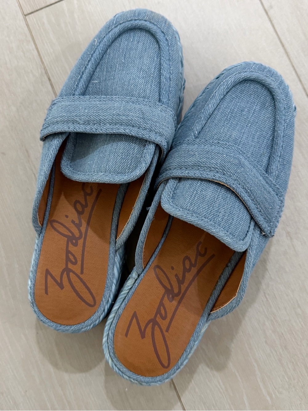 Zodiac Women’s Light Blue Denim Slip-On Espadrille Loafers